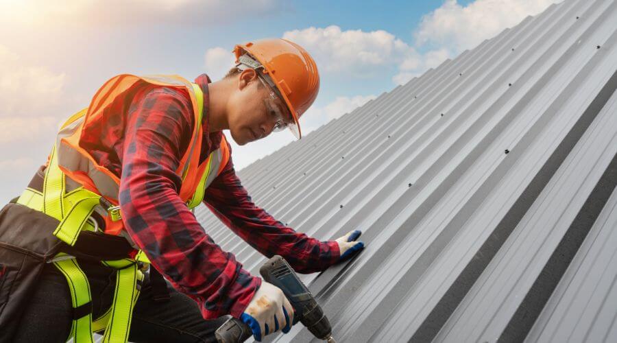 Expert top industrial roofings services in Hampton, IL